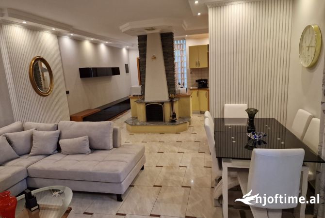 Shtepi me qera 2+1 ne Tirane - 800 Euro