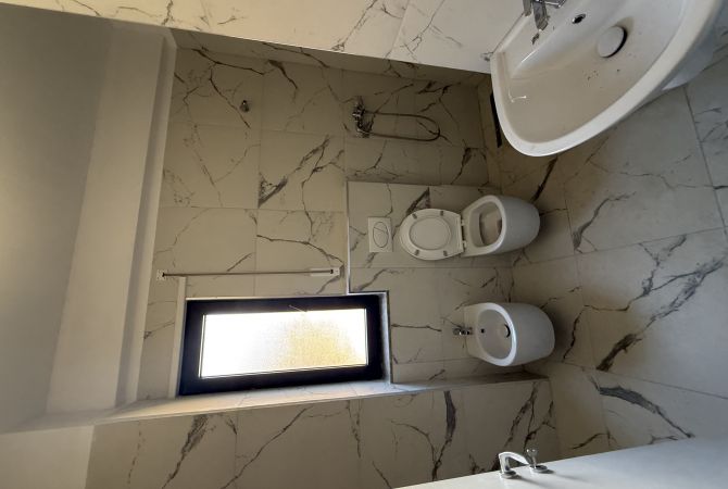 Shtepi me qera Apartament ne Tirane, 1+1, Mobilimi E mobiluar, Pagesa 450  Euro.