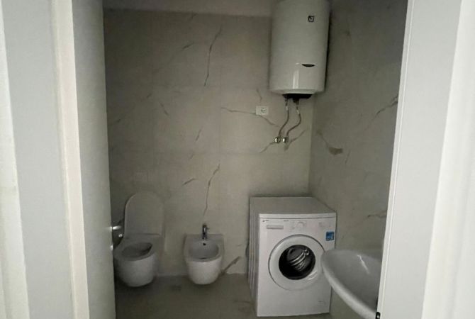 Shtepi me qera Apartament ne Tirane, 2+1, Mobilimi E mobiluar, Pagesa 500  Euro.