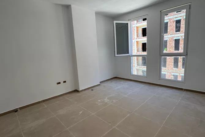 House for Sale 2+1 in Tirana - 116,000 Euro