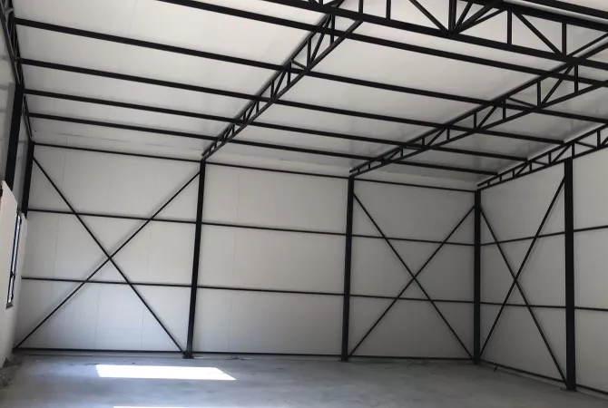 Business Property for Rent 4+1 in Tirana - 700 Euro