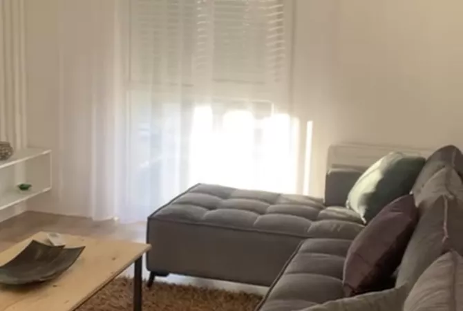 Shtepi me qera 2+1 ne Tirane - 500 Euro