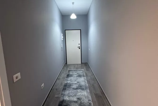 Shtepi me qera Apartament ne Tirane, 3+1, Mobilimi E mobiluar, Pagesa 1,200  Euro.