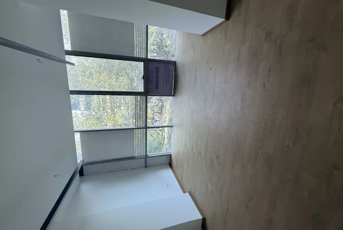 Ambient biznesi me qera 1+1 ne Tirane - 500 Euro