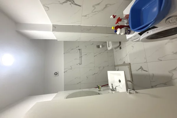 Shtepi me qera 2+1 ne Tirane - 750 Euro