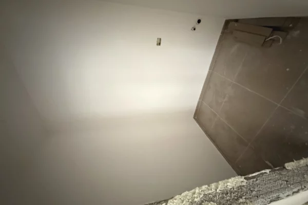 Shtepi ne shitje Apartament ne Tirane, 2+1, Mobilimi Bosh, pa mobiluar, Pagesa 114,999  Euro.