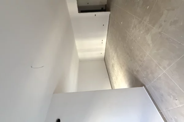 Shtepi ne shitje 2+1 ne Tirane - 114,999 Euro