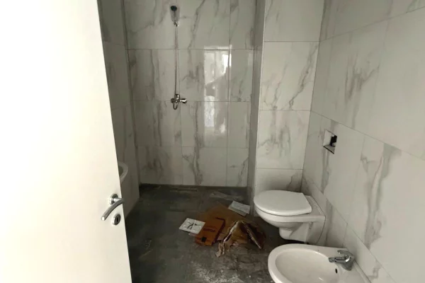 Shtepi me qera 1+1 ne Tirane - 300 Euro