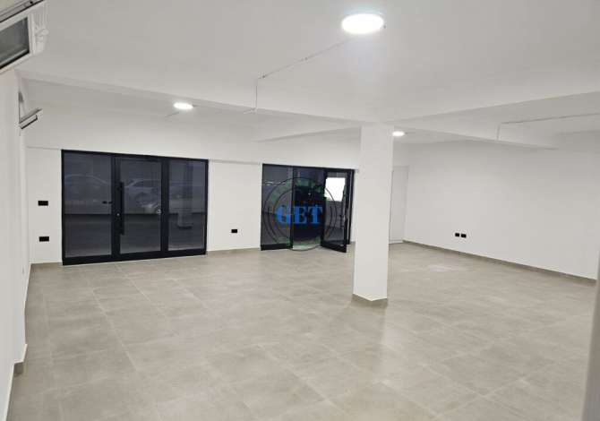 Ambient biznesi me qera 1+1 ne Durres - 1,500 Euro