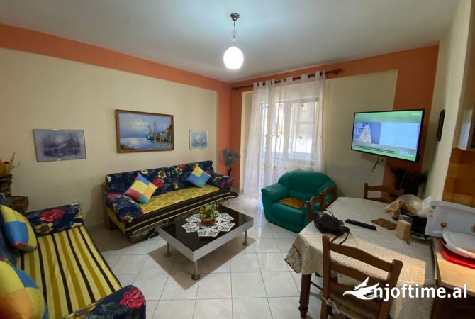 Shtepi me qera 1+1 ne Durres - 350 Euro