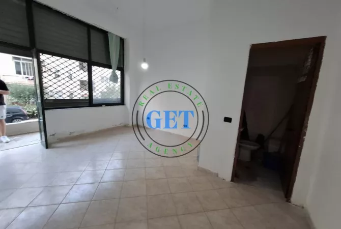 Business Property in Sale 1+1 in Durres - 30,000 Euro