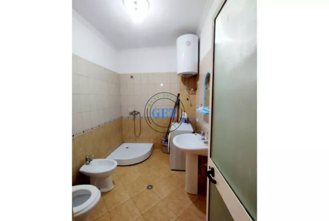 Shtepi me qera 2+1 ne Durres - 400 Euro