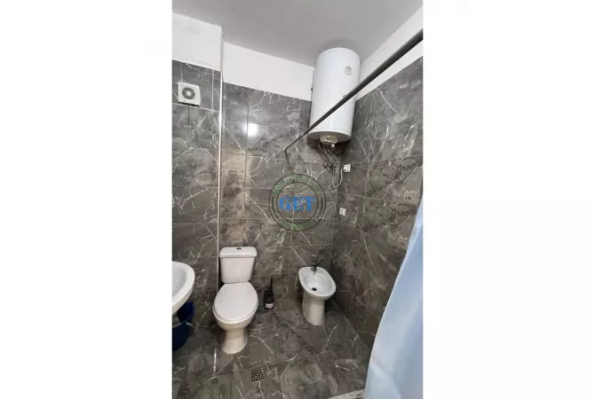 Shtepi me qera 1+1 ne Durres - 300 Euro