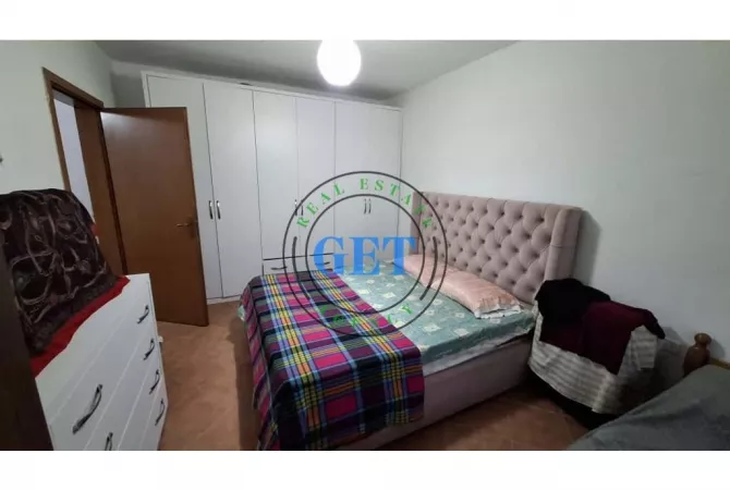 Shtepi ne shitje Apartament ne Durres, 1+1, Mobilimi E mobiluar, Pagesa 73,000  Euro.