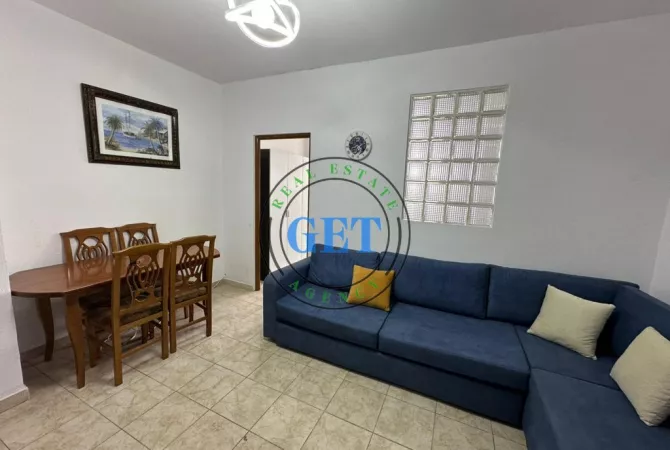 Shtepi ne shitje Apartament ne Durres, 1+1, Mobilimi E mobiluar, Pagesa 65,000  Euro.