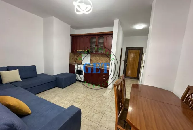 Shtepi ne shitje Apartament ne Durres, 1+1, Mobilimi E mobiluar, Pagesa 65,000  Euro.