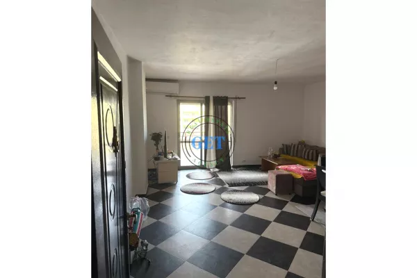 Shtepi ne shitje Apartament ne Durres, 2+1, Mobilimi E mobiluar, Pagesa 165,000  Euro.