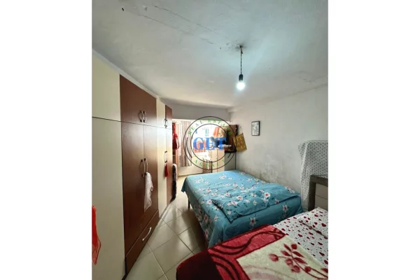 Shtepi ne shitje Apartament ne Durres, 1+1, Mobilimi E mobiluar, Pagesa 75,000  Euro.