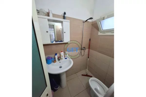 Shtepi ne shitje Shtepi Private ne Durres, 1+1, Mobilimi E mobiluar, Pagesa 180,000  Euro.