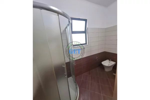 Shtepi me qera 2+1 ne Durres - 300 Euro