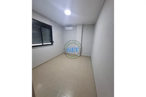 Shtepi me qera 2+1 ne Durres - 300 Euro