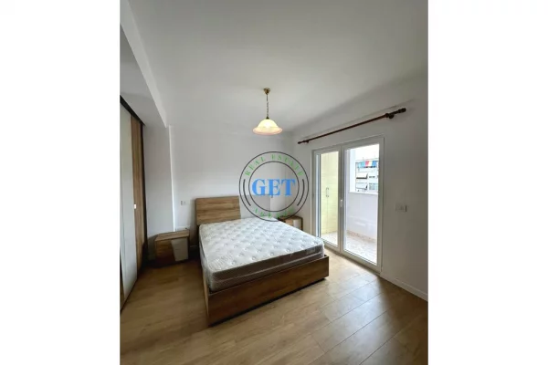 Shtepi me qera Apartament ne Durres, 2+1, Mobilimi E mobiluar, Pagesa 650  Euro.