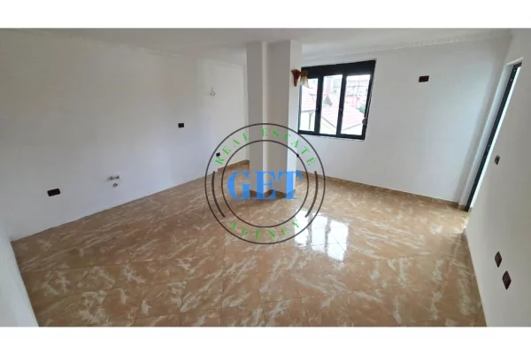 Apartment for sale in Durres 2+1, Emty