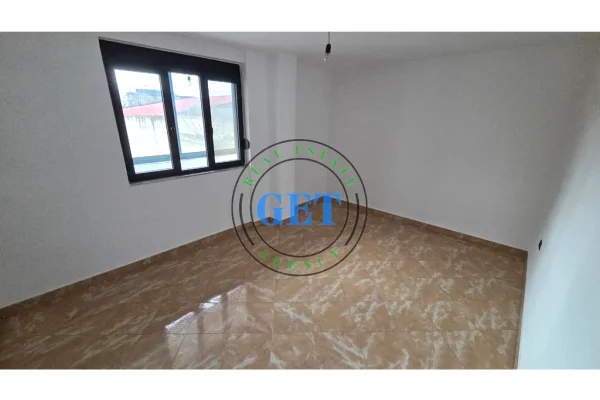 Apartment for sale in Durres 2+1, Emty