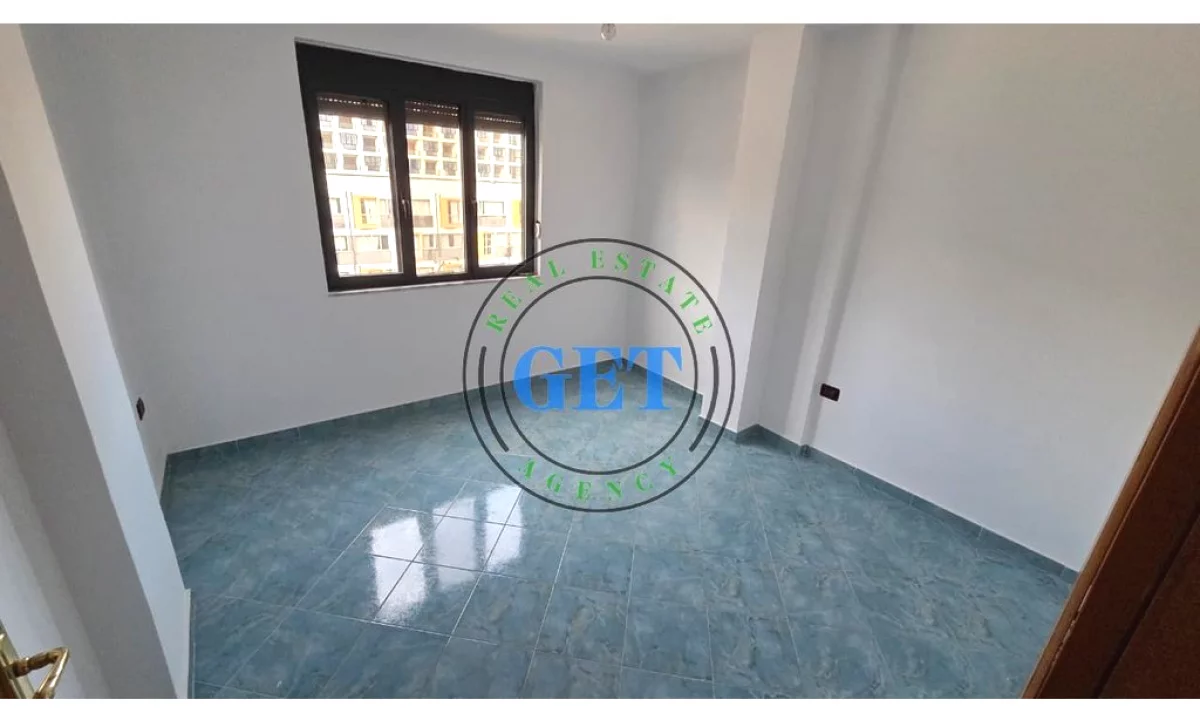 Apartment for sale in Durres 2+1, Emty