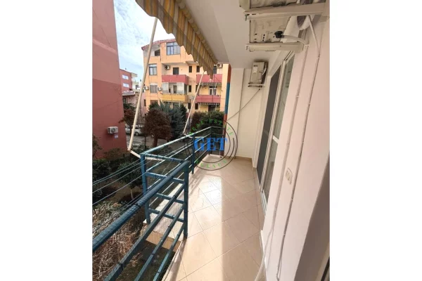 Shtepi ne shitje Apartament ne Durres, 1+1, Mobilimi E mobiluar, Pagesa 125,000  Euro.