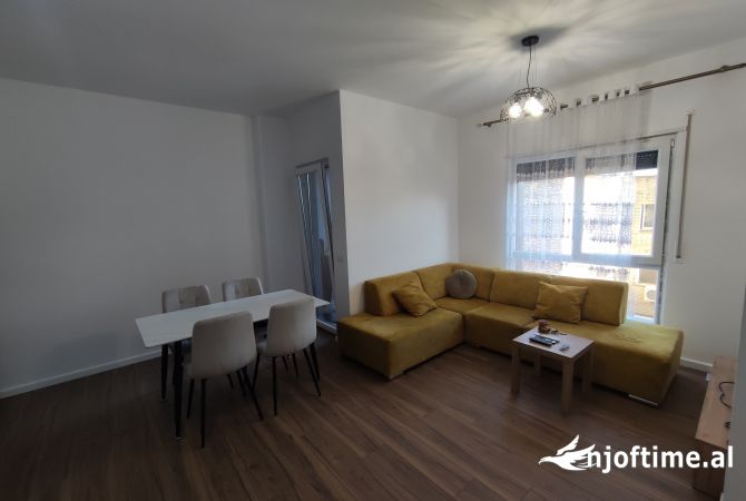 Shtepi me qera 1+1 ne Tirane - 500 Euro