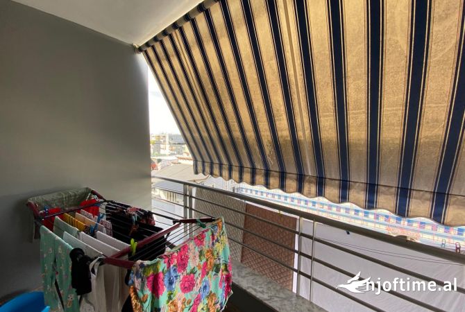 Shtepi ne shitje Apartament ne Tirane, 2+1, Mobilimi E mobiluar, Pagesa 293,000  Euro.