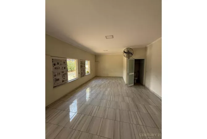 Ambient biznesi me qera 1+1 ne Tirane - 360 Euro