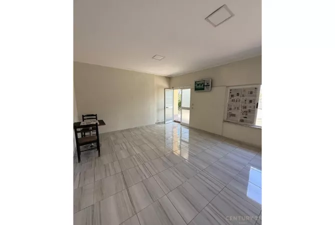 Ambient biznesi me qera 1+1 ne Tirane - 360 Euro