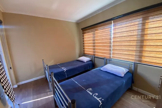 Shtepi me qera 2+1 ne Tirane - 600 Euro