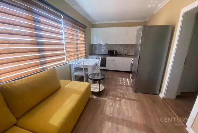 Shtepi me qera Apartament ne Tirane, 2+1, Mobilimi E mobiluar, Pagesa 600  Euro.