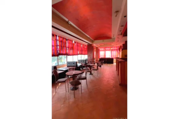 Business Property for Rent 2+1 in Tirana - 1,000 Euro