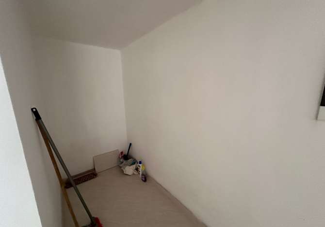 Business Property in Sale 1+1 in Vlora - 180,000 Euro