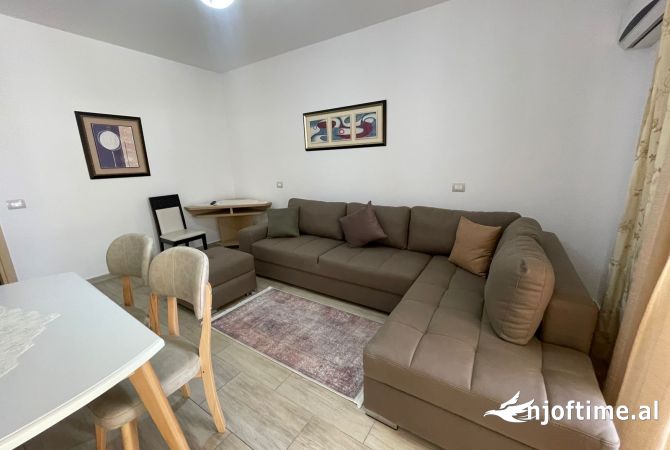 Shtepi me qera 1+1 ne Vlore - 550 Euro