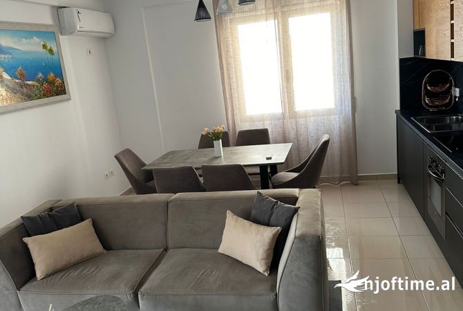 Attic (top floor of the roof) for rent in Vlora 2+1, Furnished