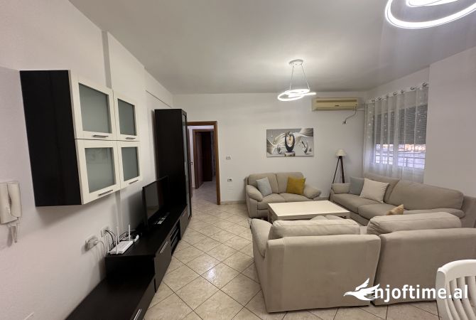 Shtepi me qera 1+1 ne Vlore - 300 Euro