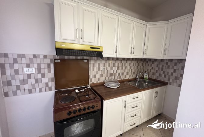Shtepi me qera 1+1 ne Vlore - 300 Euro