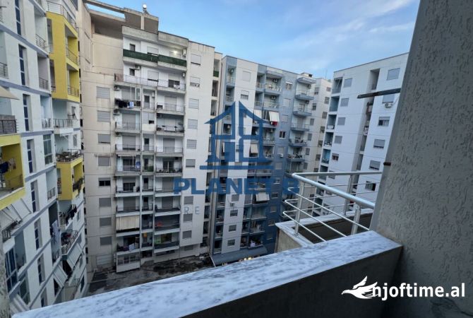 Shtepi me qera Apartament ne Vlore, 2+1, Mobilimi E mobiluar, Pagesa 400  Euro.