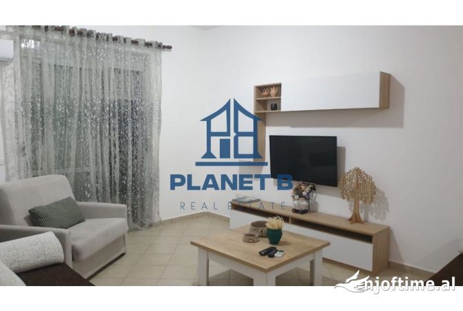 Shtepi ne shitje Apartament ne Vlore, 1+1, Mobilimi E mobiluar, Pagesa 86,000  Euro.