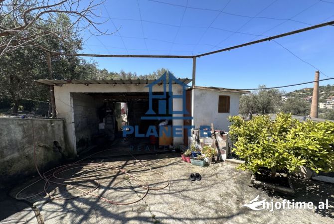 Shtepi ne shitje Shtepi Private ne Vlore, 3+1, Mobilimi E mobiluar, Pagesa 139,000  Euro.