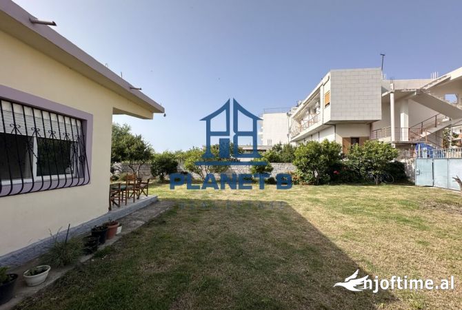 Shtepi ne shitje Shtepi Private ne Vlore, 3+1, Mobilimi E mobiluar, Pagesa 245,000  Euro.