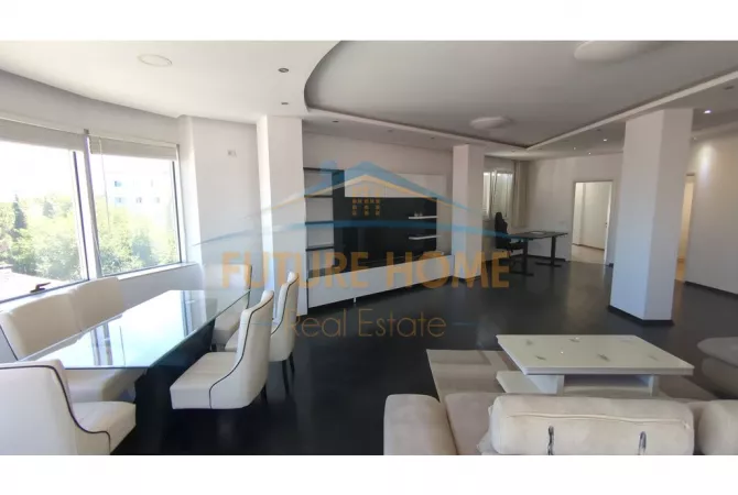 Shtepi me qera 3+1 ne Tirane - 1,500 Euro