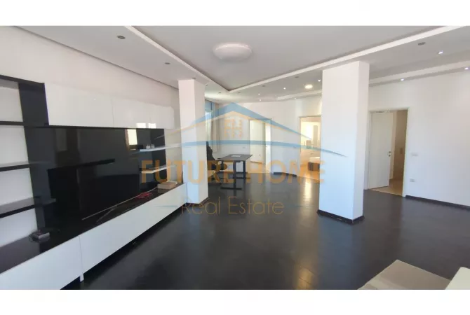 Shtepi me qera 3+1 ne Tirane - 1,500 Euro
