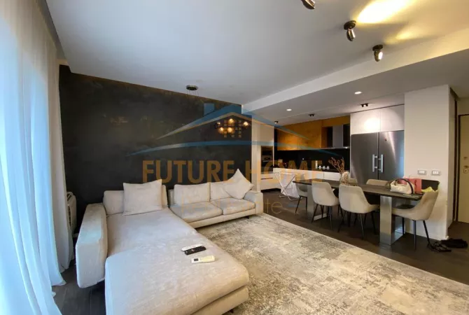 Shtepi me qera 2+1 ne Tirane - 2,000 Euro