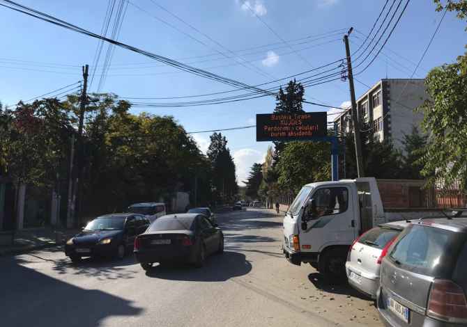 🔈 OKAZION ! Jepet me qera lokal ne Fresk.